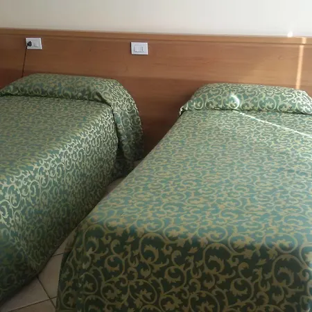 Hortensia Hotel 3*